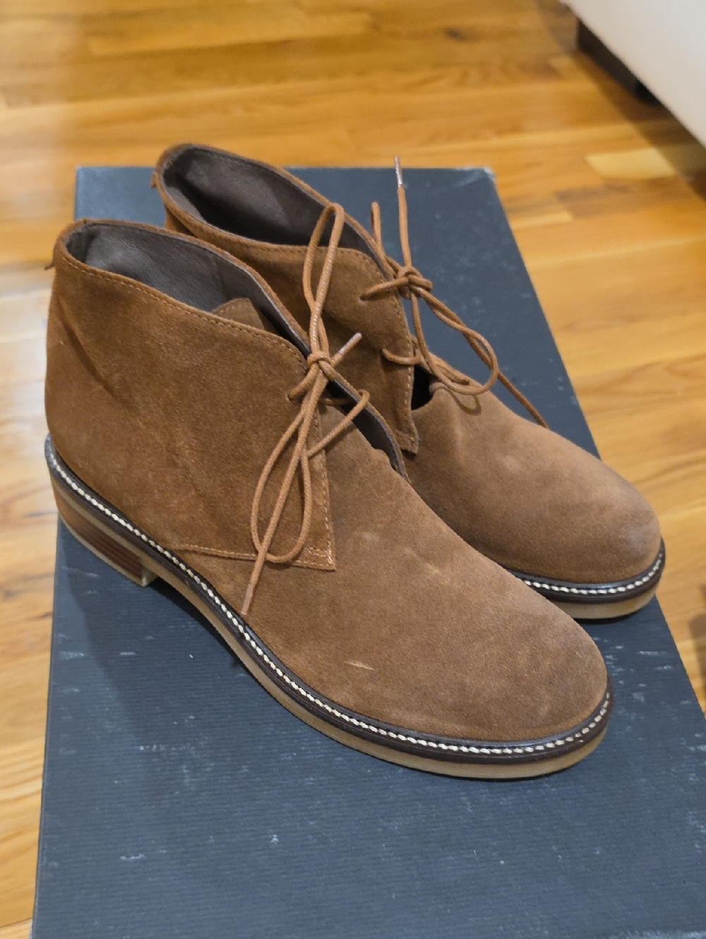 Barneys New York Ladies Brown Suede Chukka Boots - Classic Lace-Up.